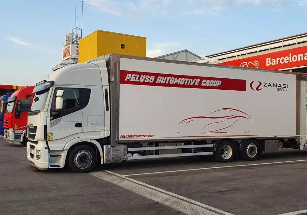 Trasporto-nazionale-internazionale-per-auto-di-lusso