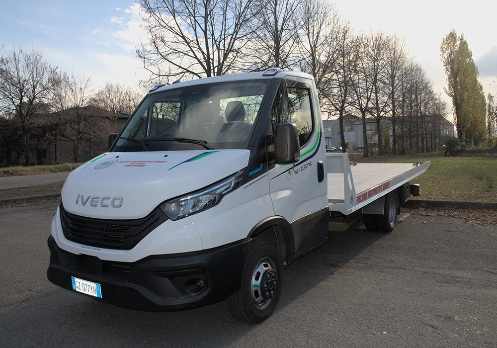 Azienda-di-autotrasporti-per-veicoli-di-pregio-con-mezzi-ecosostenibili